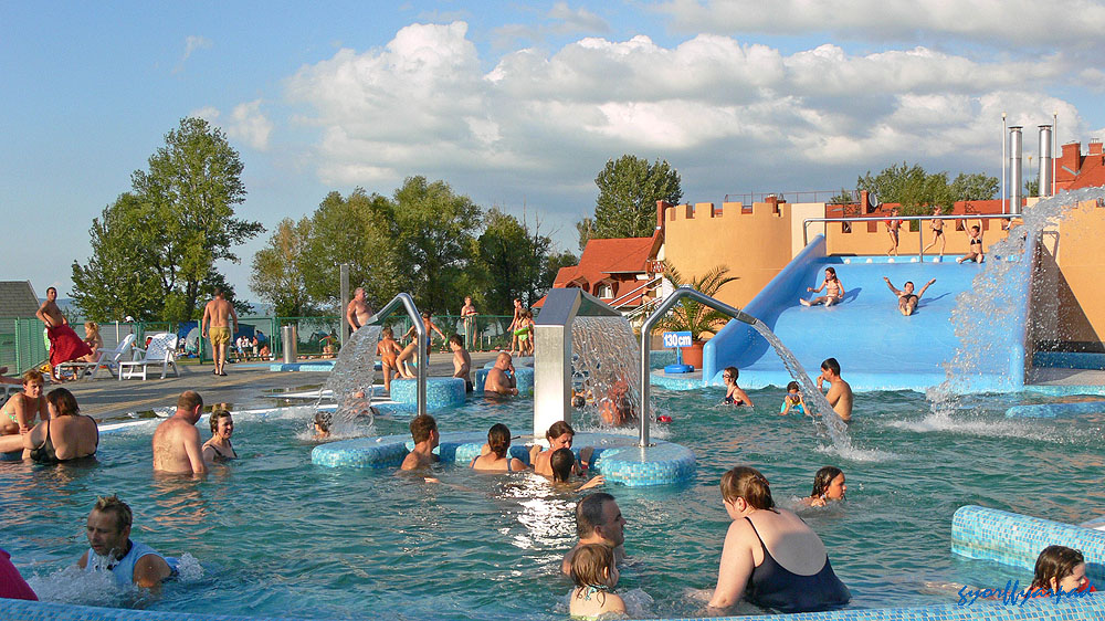 Balatonlelle Napfény Strandfürdő